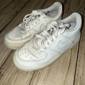 Nike Air Force 1 Low 07 Triple White Leather Sneaker 314193-117 Toddler 12C